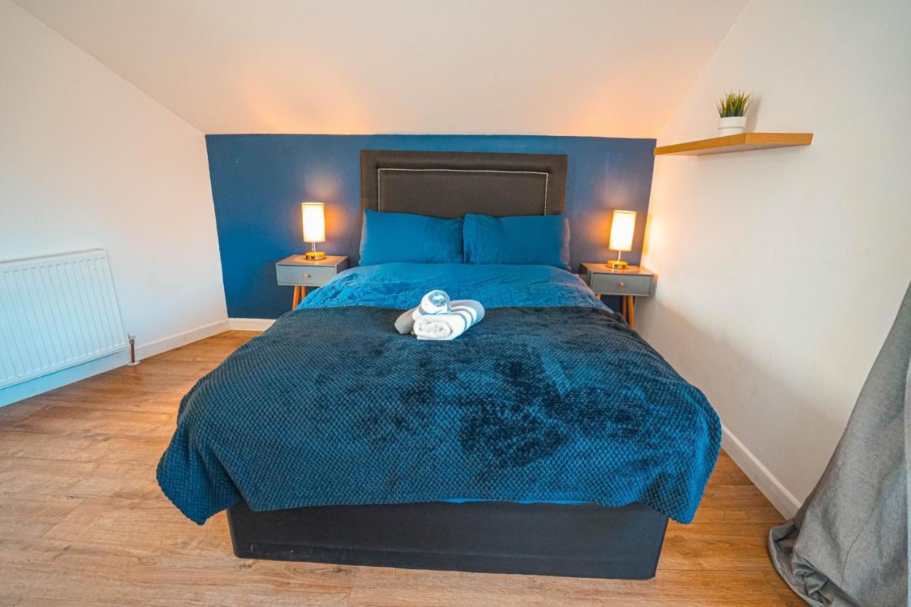 Private And Spacious 2 Bedroom House - Free Parking! Cardiff Exteriör bild